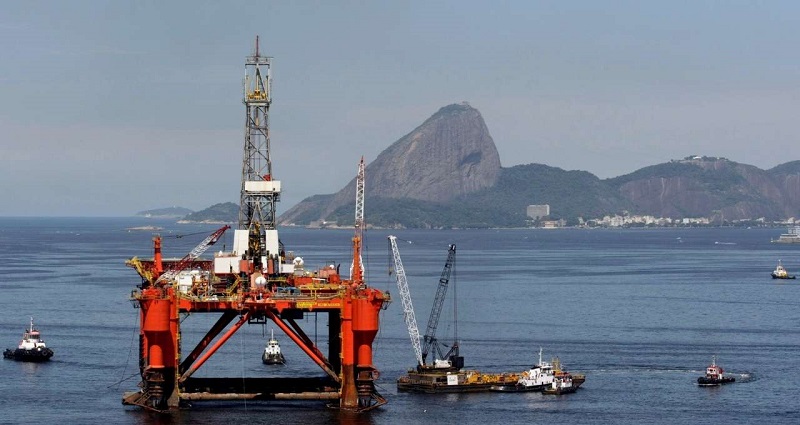 Name:  petroleo.jpg
Views: 28
Size:  101.4 KB