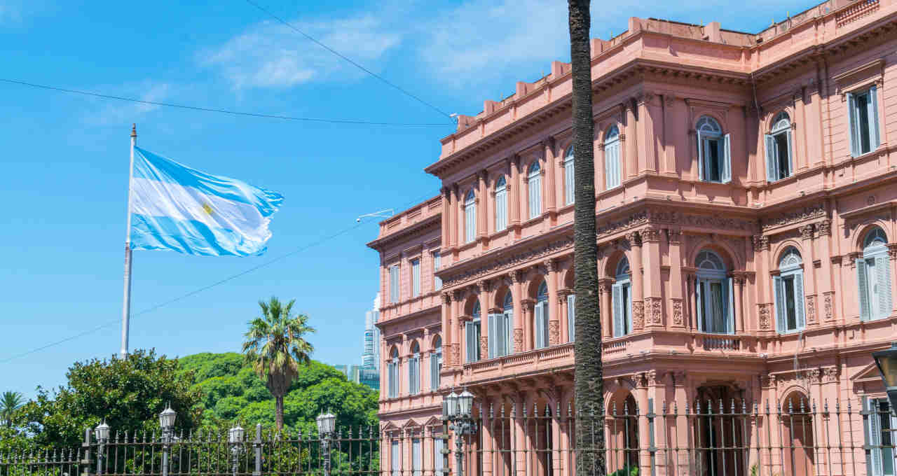 Name:  argentina-casa-rosada.jpg
Views: 33
Size:  73.4 KB